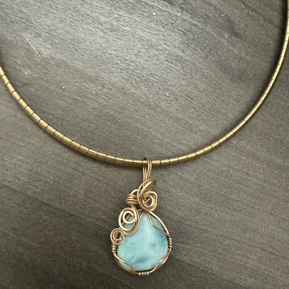 Elegant Gold Necklace with Blue Larimar